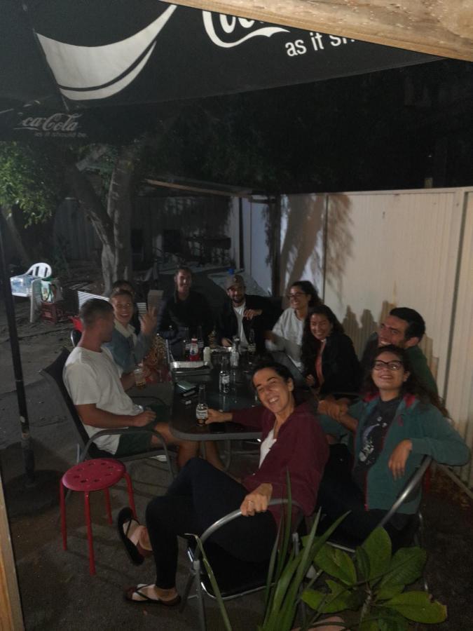 Ozi Inn Backpackers - Perth - Buitenkant foto