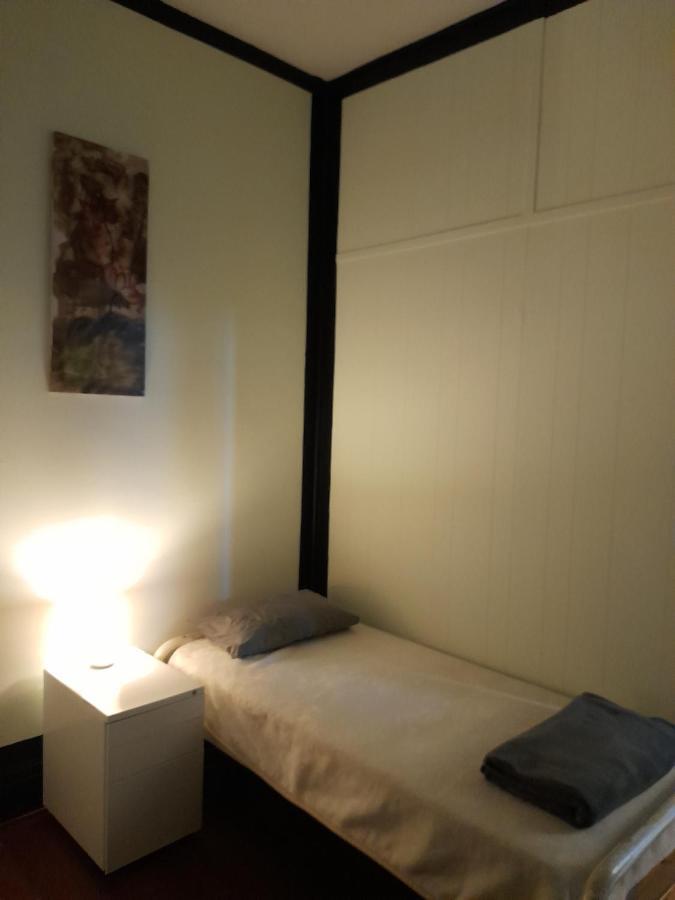 Ozi Inn Backpackers - Perth - Buitenkant foto