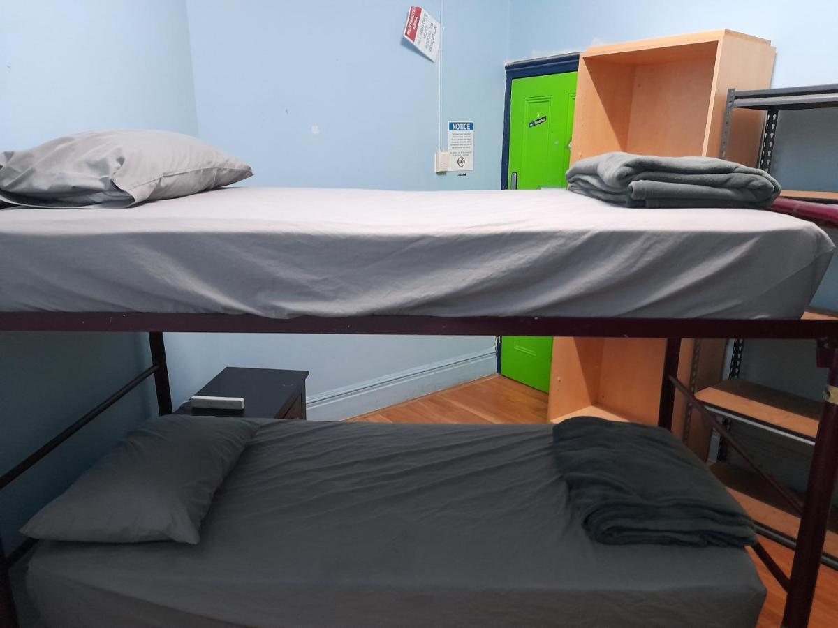 Ozi Inn Backpackers - Perth - Buitenkant foto